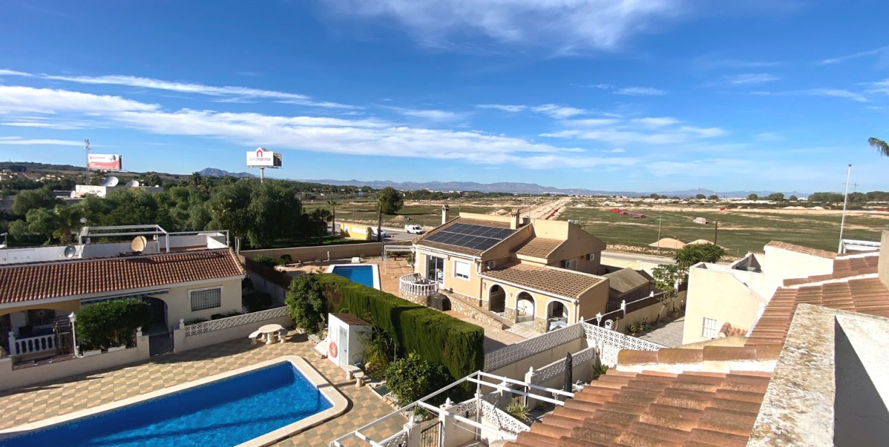 Reventa - Adosado -
Benijofar - Monte Azul