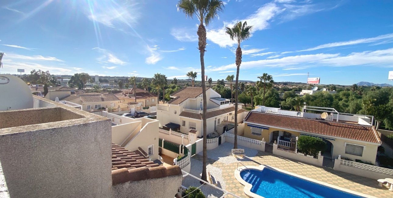 Reventa - Adosado -
Benijofar - Monte Azul