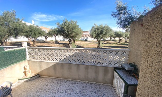 Reventa - Adosado -
Benijofar - Monte Azul