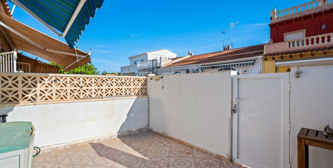 Resale - Townhouse -
Torrevieja - La Siesta