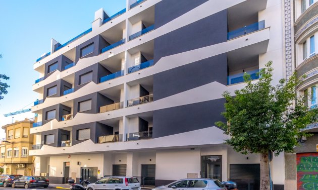 Reventa - Apartamento / piso -
Torrevieja - Playa de El Cura