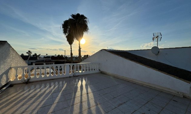 Reventa - Villa -
Torrevieja - San Luis - Chaparal