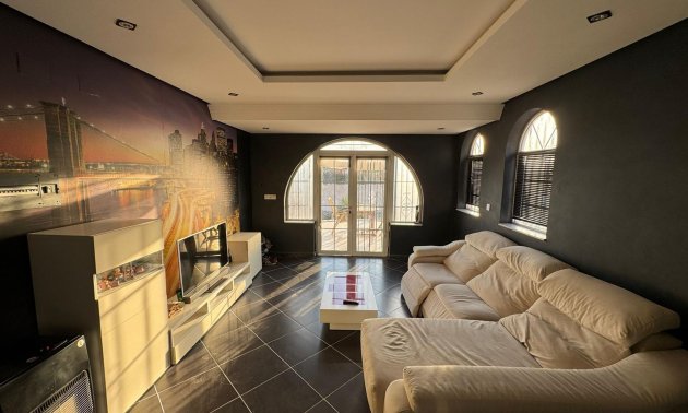 Reventa - Villa -
Torrevieja - San Luis - Chaparal