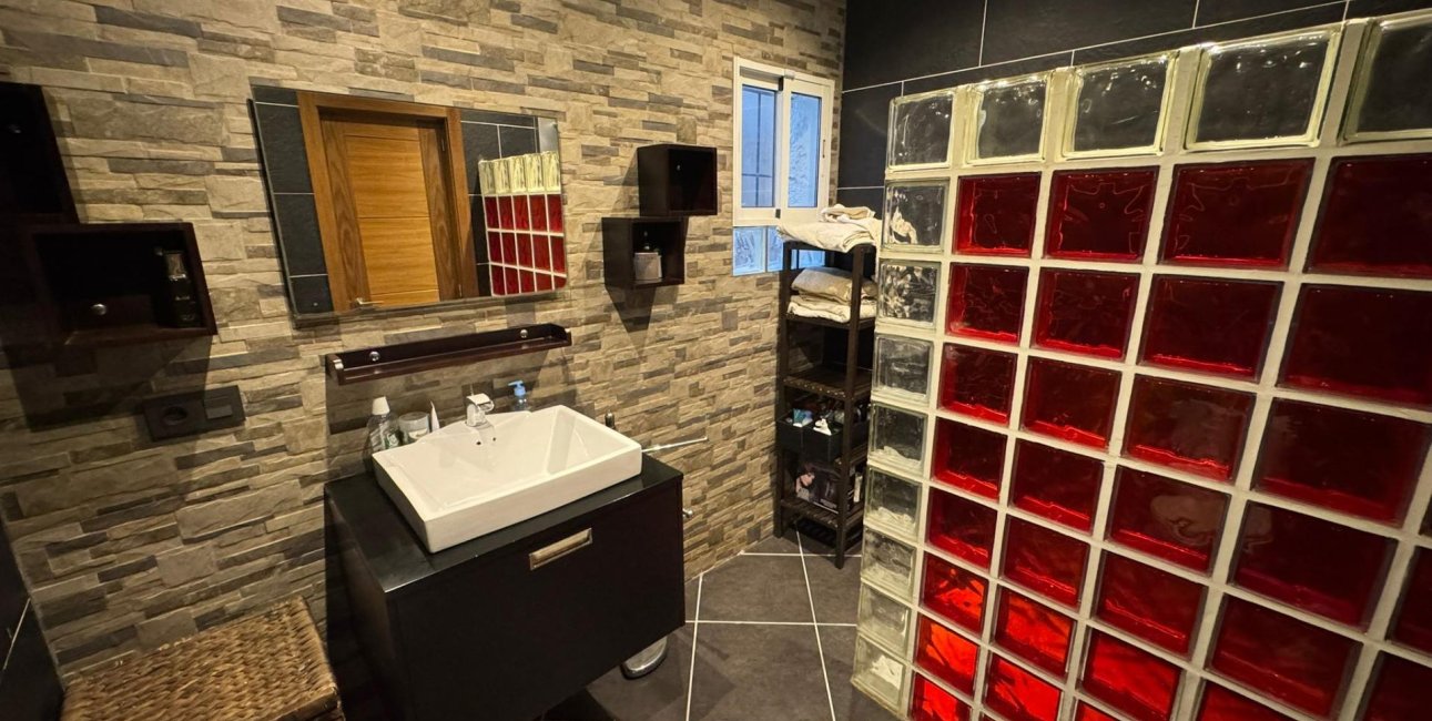 Reventa - Villa -
Torrevieja - San Luis - Chaparal