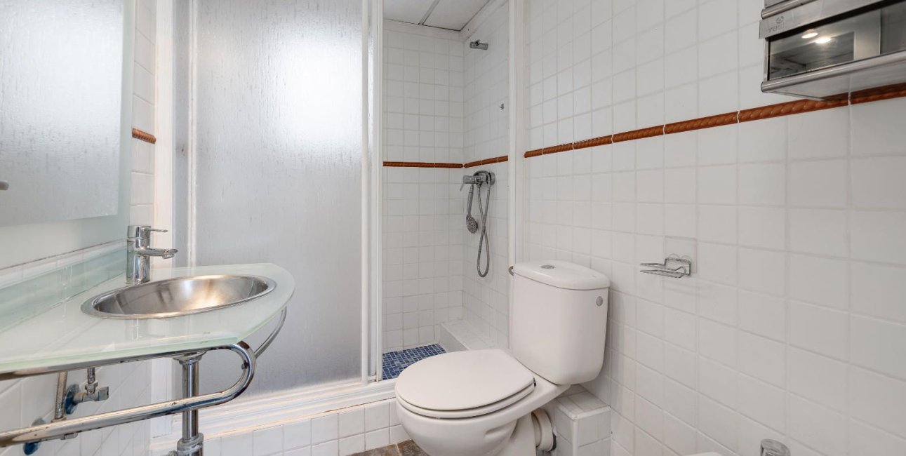 Resale - Apartment / flat -
Torrevieja - Centro