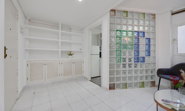 Resale - Apartment / flat -
Torrevieja - Centro