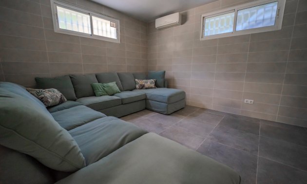 Resale - Villa -
Ciudad Quesada - Doña Pepa