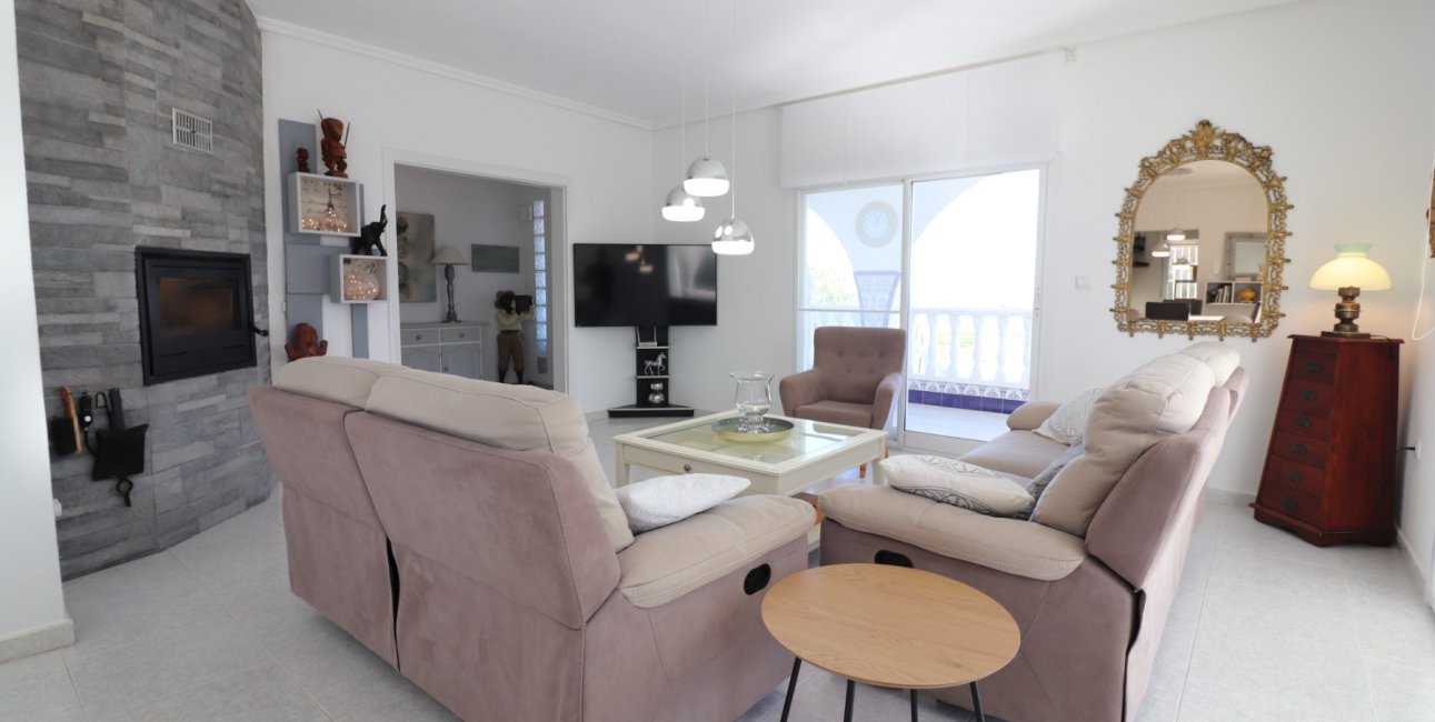 Reventa - Villa -
Algorfa - Lomas de La Juliana