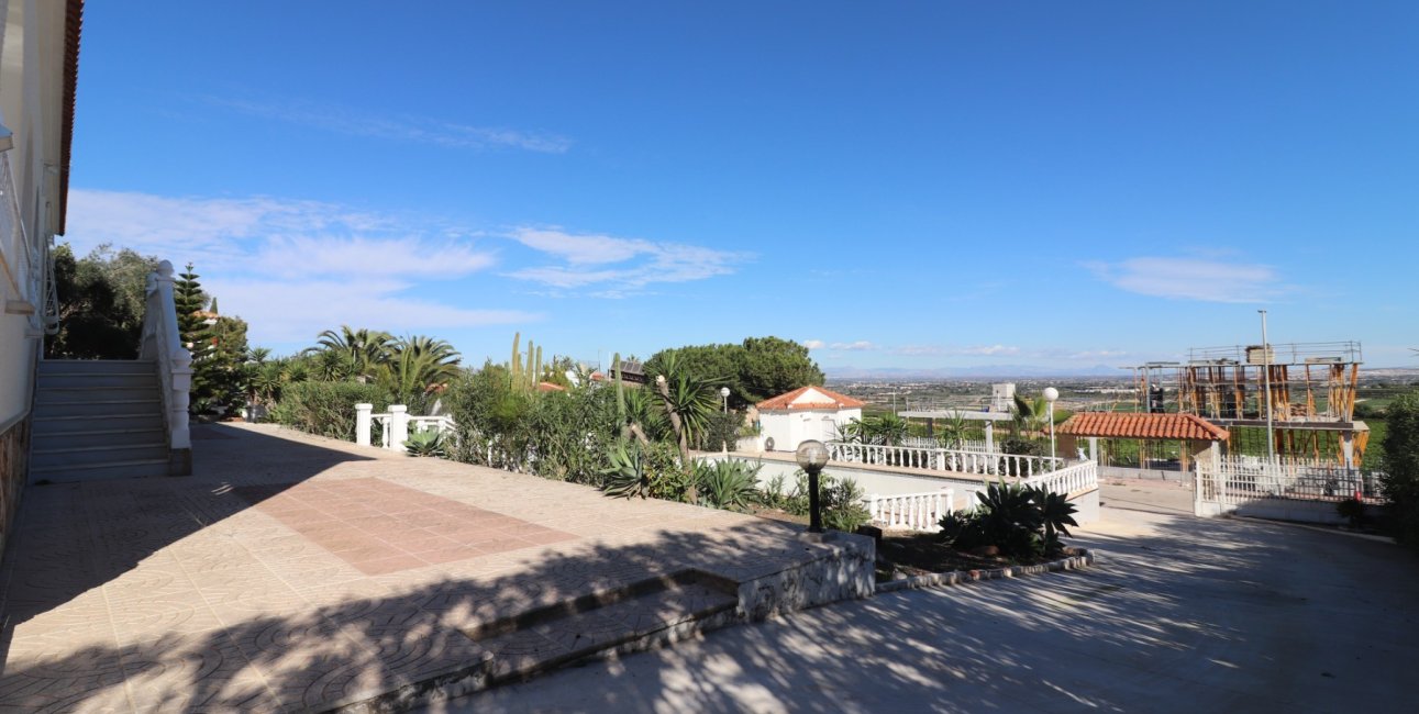 Reventa - Villa -
Algorfa - Lomas de La Juliana