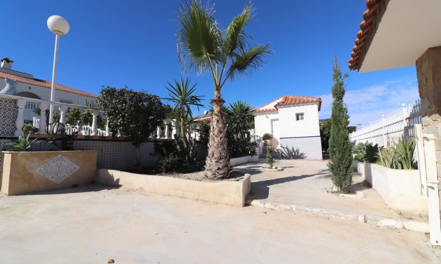 Reventa - Villa -
Algorfa - Lomas de La Juliana