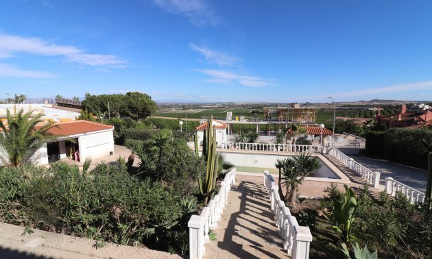 Reventa - Villa -
Algorfa - Lomas de La Juliana