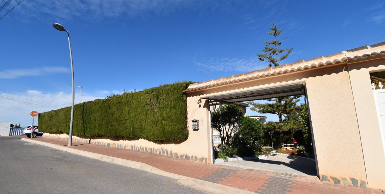 Resale - Townhouse -
Orihuela Costa - Los Balcones