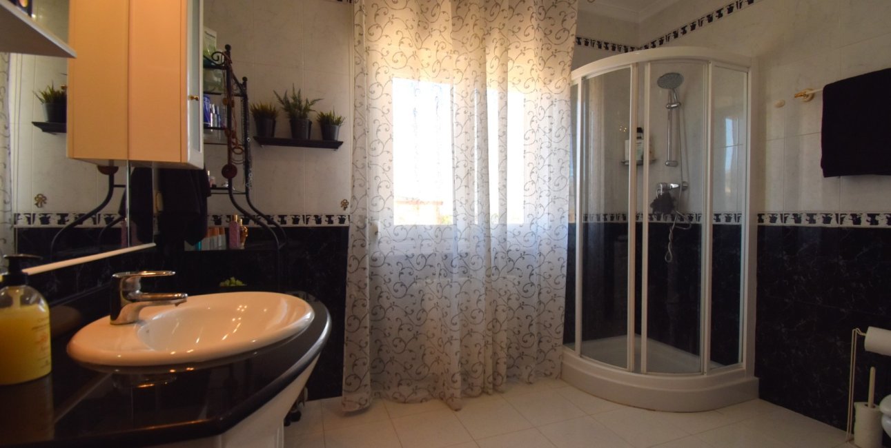 Resale - Townhouse -
Orihuela Costa - Los Balcones