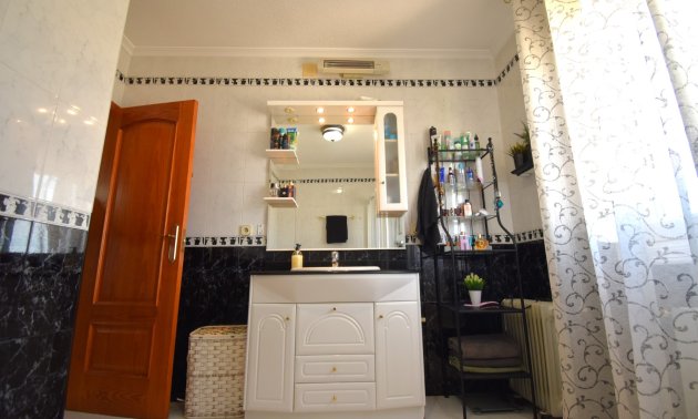 Resale - Townhouse -
Orihuela Costa - Los Balcones