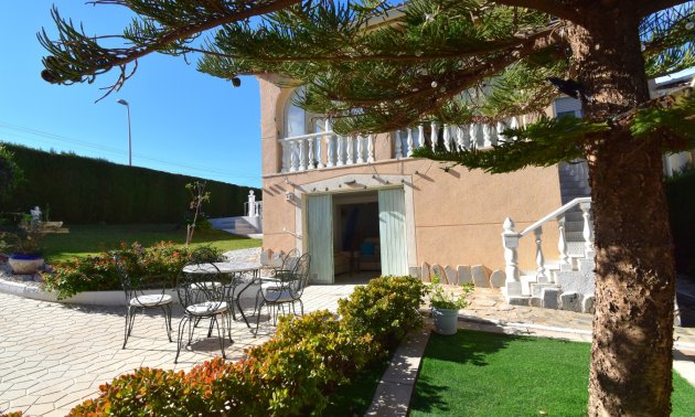 Resale - Townhouse -
Orihuela Costa - Los Balcones