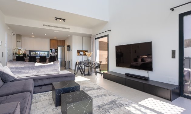 Resale - Villa -
Ciudad Quesada - Ciudad Quesada - Town