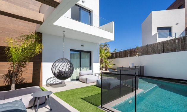 Resale - Villa -
Ciudad Quesada - Ciudad Quesada - Town