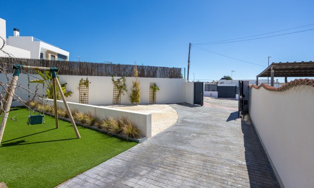 Resale - Villa -
Ciudad Quesada - Ciudad Quesada - Town