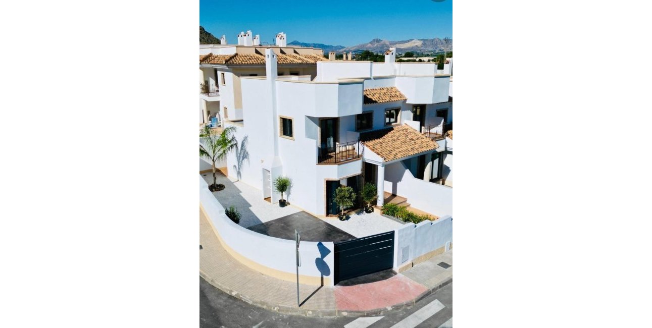 New Build - Bungalow -
Cox - San Fernando