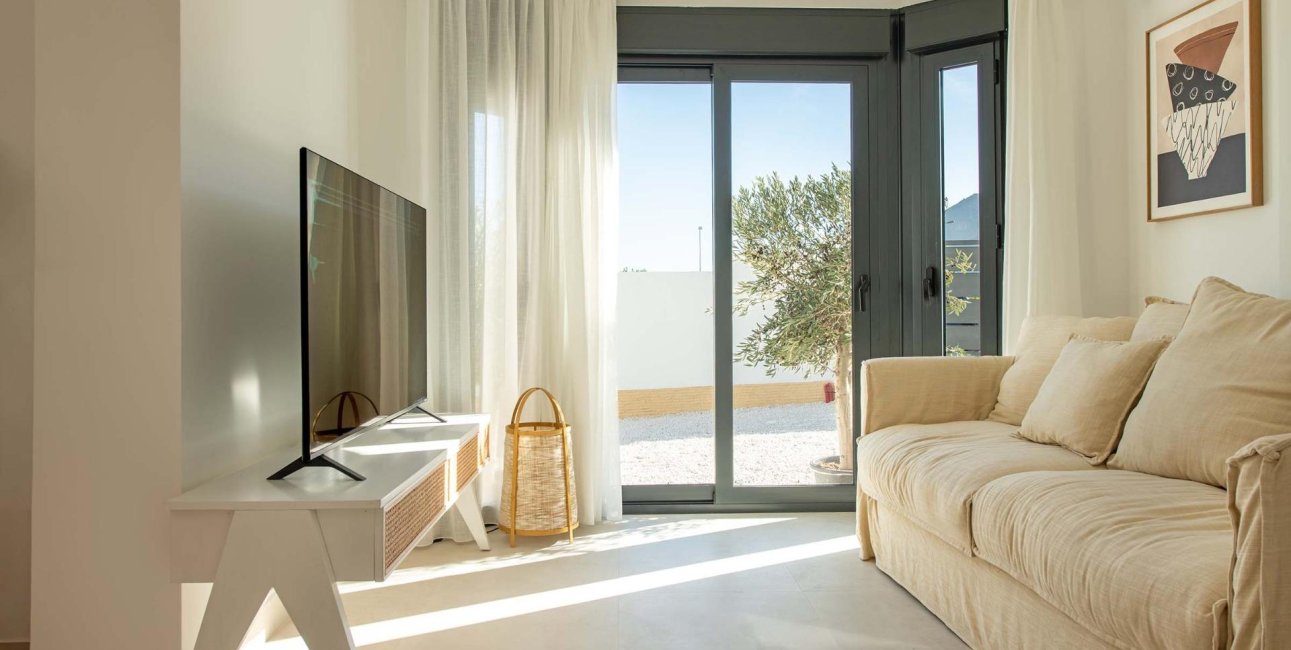 New Build - Bungalow -
Cox - San Fernando