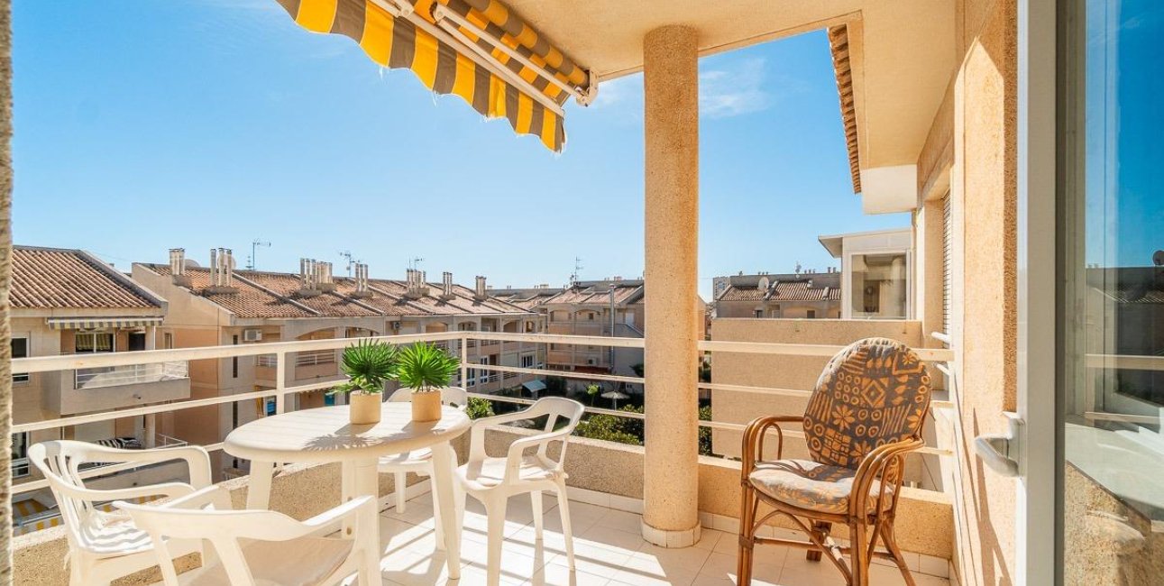 Resale - Apartment / flat -
Torrevieja - Frutales - Rosaleda