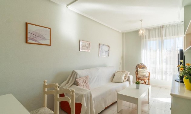 Resale - Apartment / flat -
Torrevieja - Frutales - Rosaleda