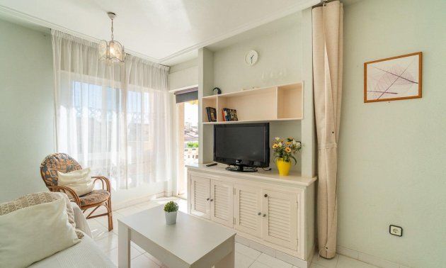 Resale - Apartment / flat -
Torrevieja - Frutales - Rosaleda