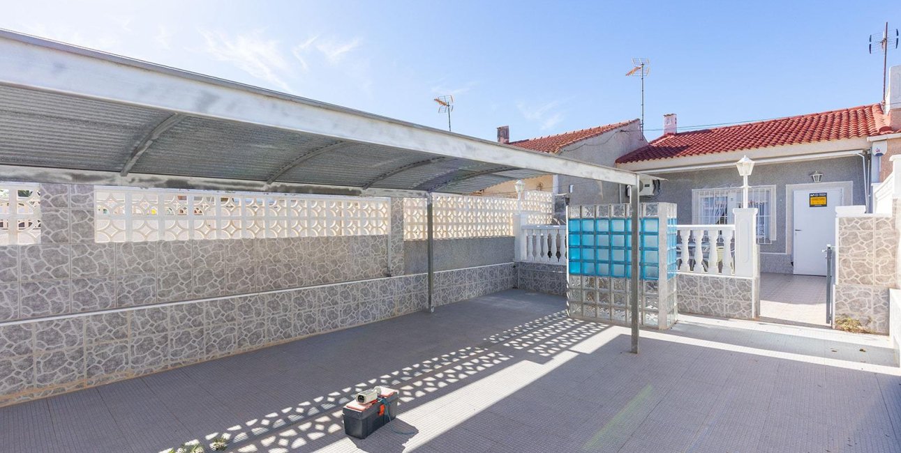 Resale - Bungalow -
Torrevieja - Torretas  - La Siesta - El Limonar