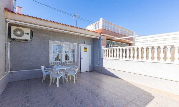 Resale - Bungalow -
Torrevieja - Torretas  - La Siesta - El Limonar