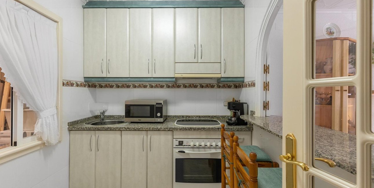 Resale - Bungalow -
Torrevieja - Torretas  - La Siesta - El Limonar