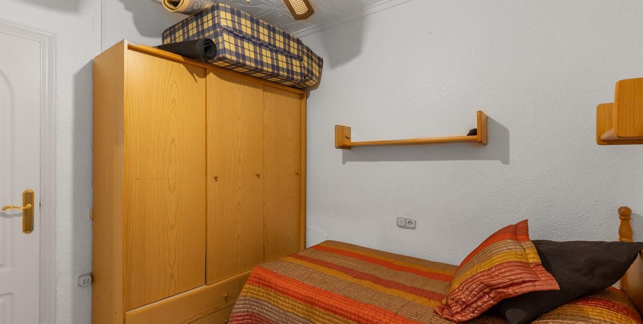 Resale - Bungalow -
Torrevieja - Torretas  - La Siesta - El Limonar