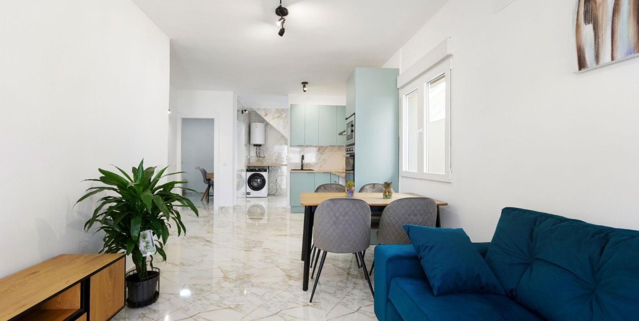 Reventa - Villa -
Torrevieja - San Luis - Chaparal