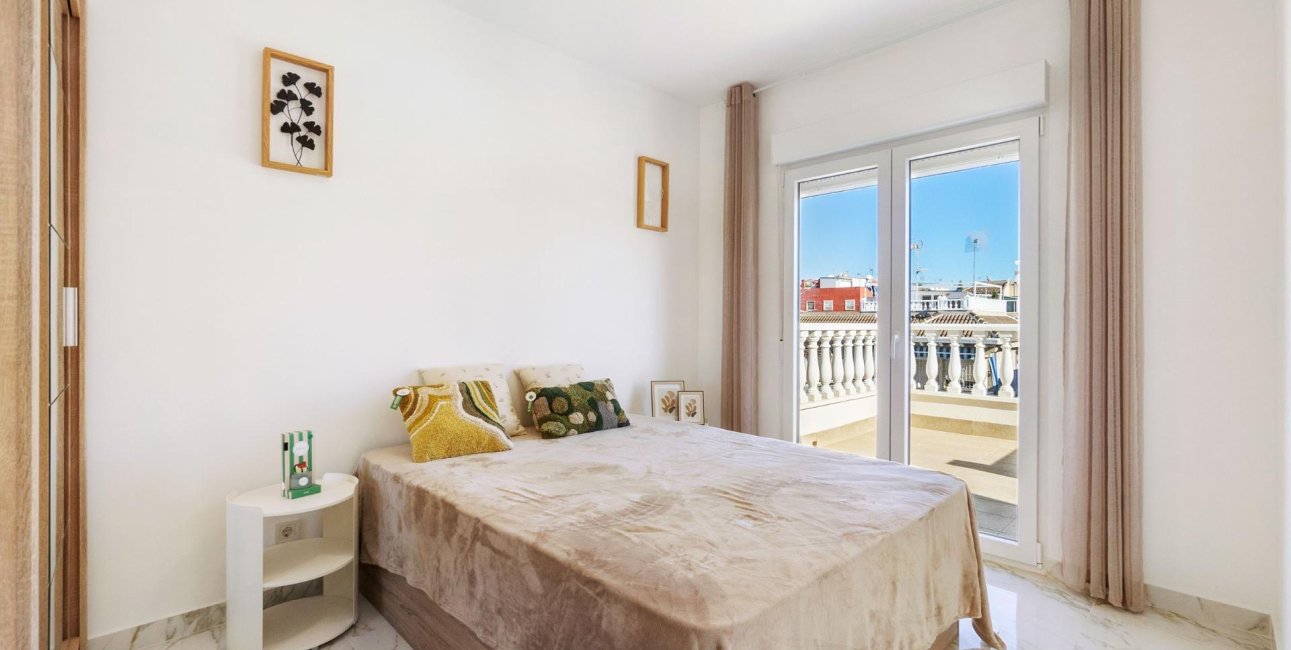 Reventa - Villa -
Torrevieja - San Luis - Chaparal