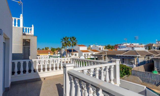 Reventa - Villa -
Torrevieja - San Luis - Chaparal