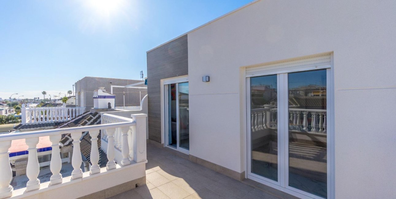 Reventa - Villa -
Torrevieja - San Luis - Chaparal