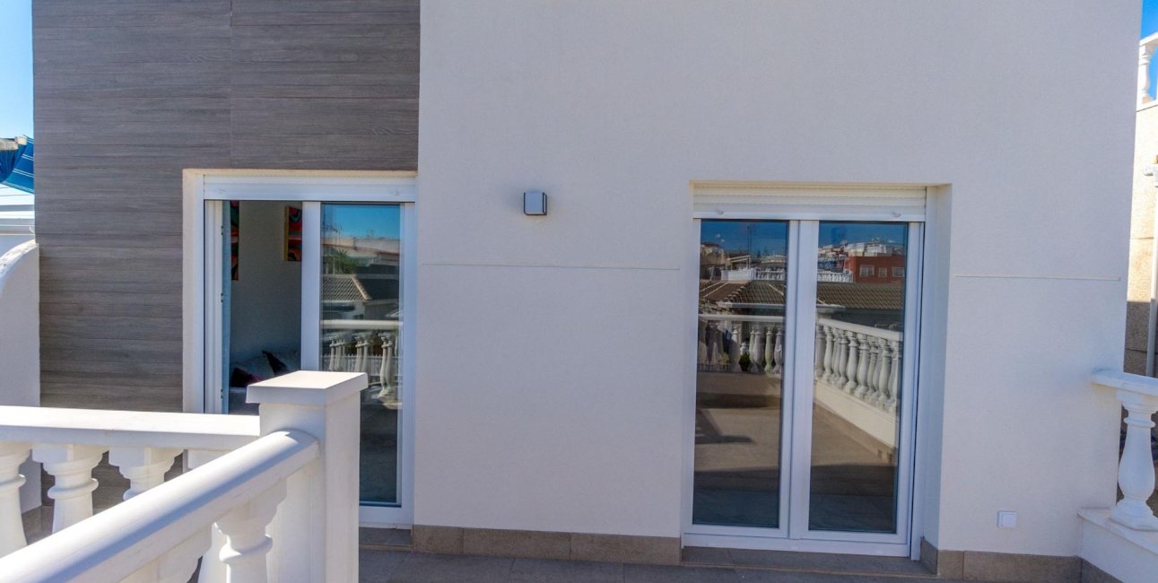 Reventa - Villa -
Torrevieja - San Luis - Chaparal