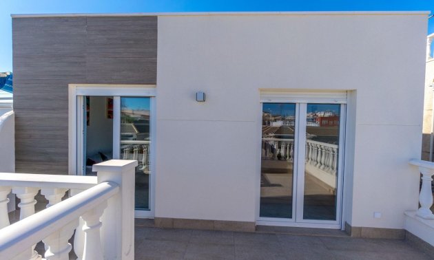 Reventa - Villa -
Torrevieja - San Luis - Chaparal
