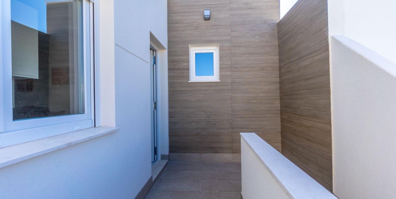 Reventa - Villa -
Torrevieja - San Luis - Chaparal