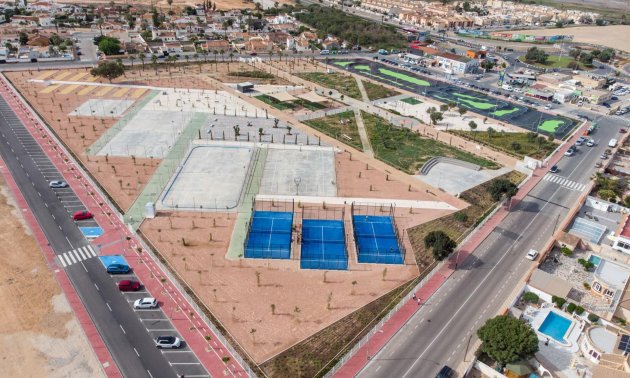 Reventa - Villa -
Torrevieja - San Luis - Chaparal