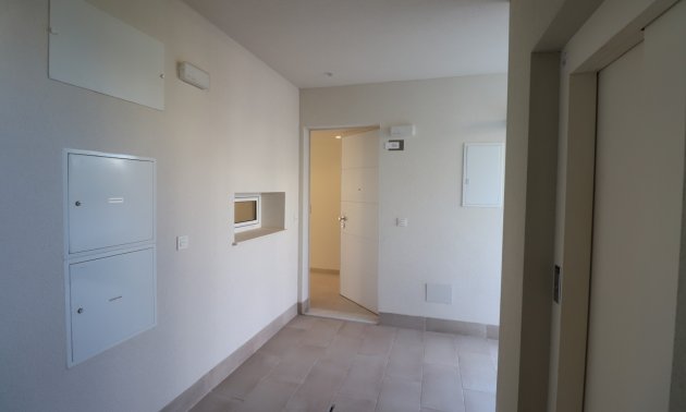 Resale - Apartment / flat -
Guardamar del Segura - El Raso