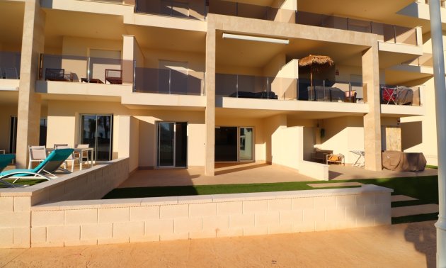 Resale - Apartment / flat -
Guardamar del Segura - El Raso