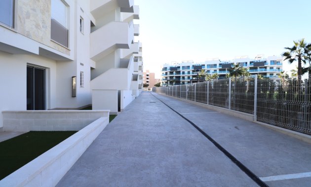 Resale - Apartment / flat -
Guardamar del Segura - El Raso