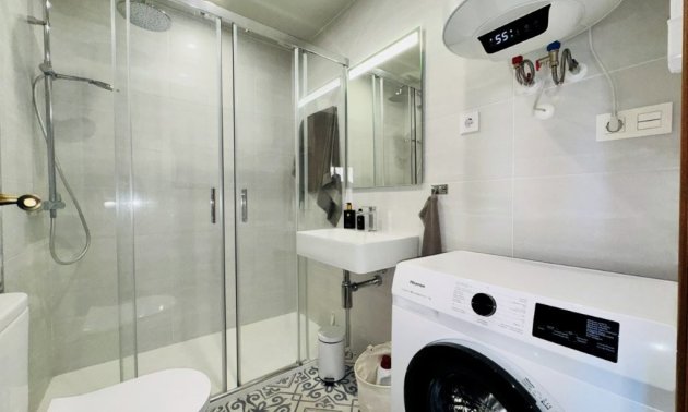 Resale - Apartment / flat -
Torrevieja - La Mata