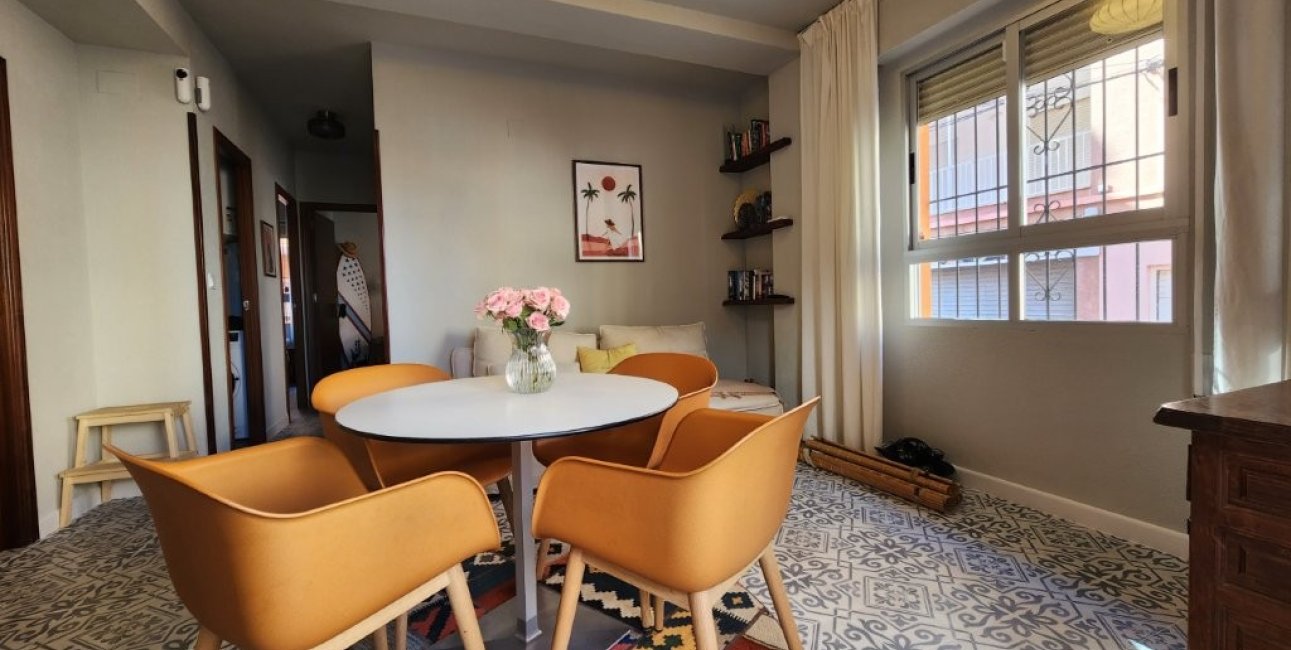 Resale - Apartment / flat -
Torrevieja - La Mata