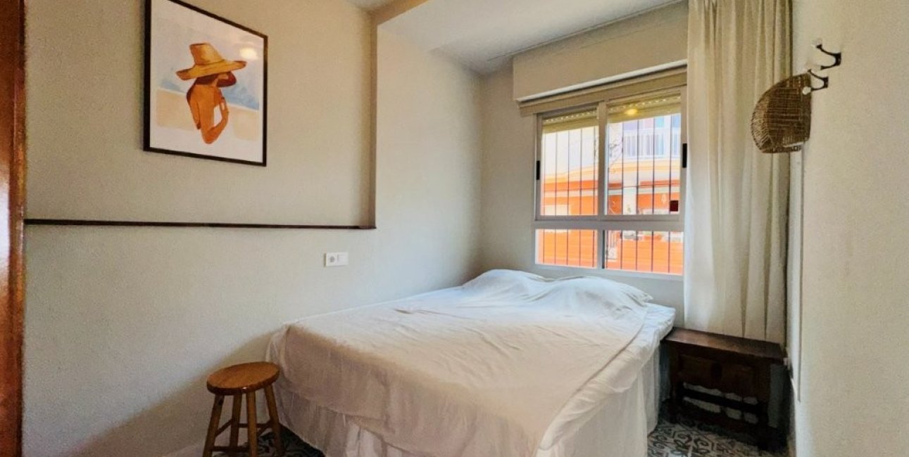 Resale - Apartment / flat -
Torrevieja - La Mata