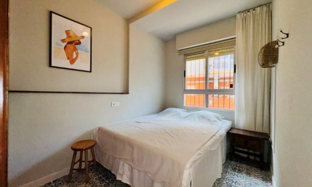 Resale - Apartment / flat -
Torrevieja - La Mata