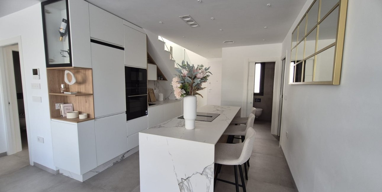 Resale - Townhouse -
Santiago de La Ribera - Santiago de La Ribera - Town