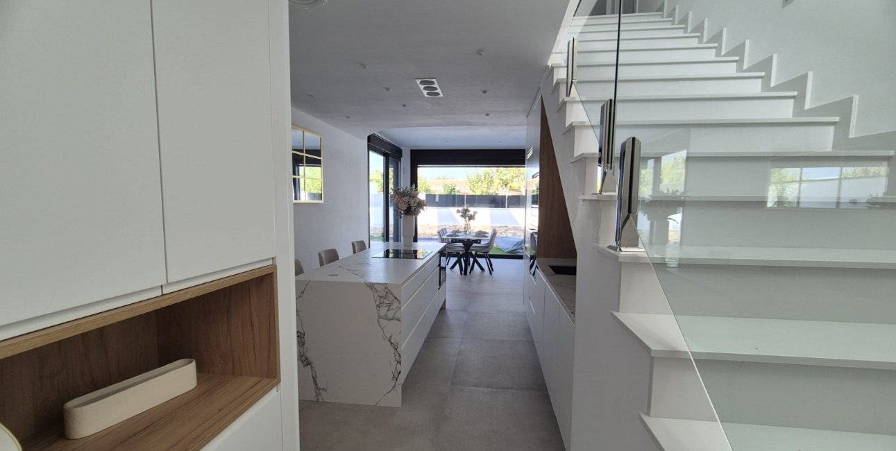 Resale - Townhouse -
Santiago de La Ribera - Santiago de La Ribera - Town