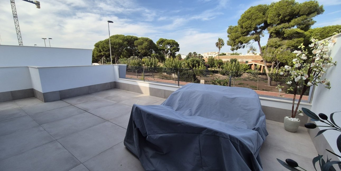 Resale - Townhouse -
Santiago de La Ribera - Santiago de La Ribera - Town