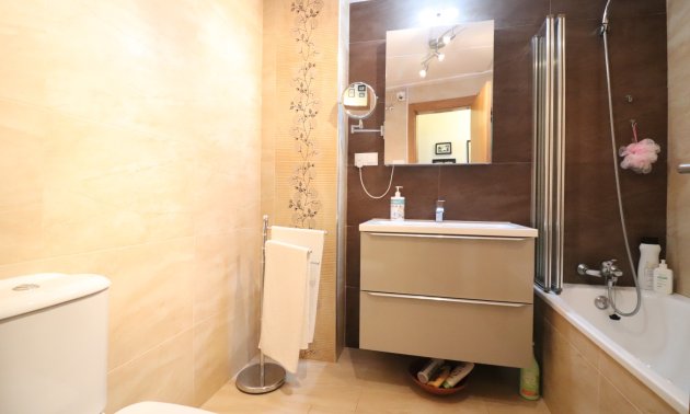 Resale - Apartment / flat -
Benijofar - Benijofar - Village